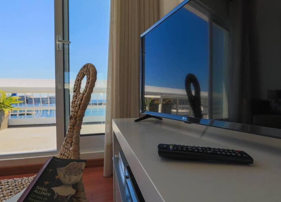 Guestready - Marina View Top Floor With Terrace 蓬塔德尔加达 外观 照片